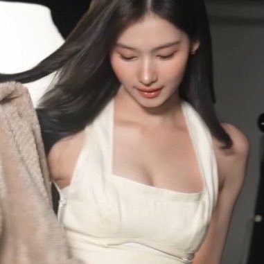 sexslaiv's profile picture. 