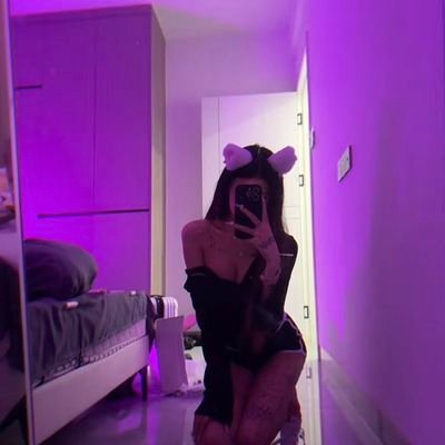 ZboncakLet88226's profile picture. 個人約我 請你主動報地區年齡🧚#禁沒禮貌勿擾 #禁未成年