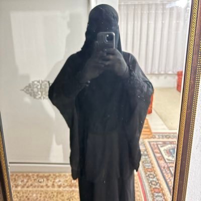 Umut1028286's profile picture. çarşaflı CD