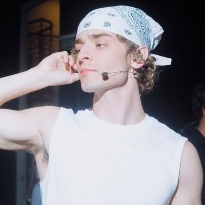 ollgfalso's profile picture. ( ˘͈ ³˘͈ )♡ ⃗ #⃞bieber ˖ #⃞lovato ˖ #⃞gaga #⃞grande #⃞cabello ¨̮♡¨̮ ➸ ⁱᵗ'ˢ ʷʳⁱᵗᵗᵉⁿ ⁱⁿ ᵗʰᵉ ᵇᵒᵒᵏ ᵒᶠ ᵐʸ ˡⁱᶠᵉ, ⁱ ʷᵃˢ ᵈᵉˢᵗⁱⁿᵉᵈ ᵗᵒ ˡᵒᵛᵉ ʸᵒᵘ ᶠᵒʳᵉᵛᵉʳ. ✍🏻♥︎ᵎ