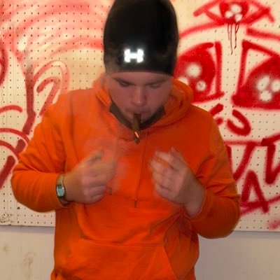 fattfishhhh's profile picture. My goal is to meet nettspend , i stream everyday on twitch, tune in. free palestine , free sudan https://t.co/JXCwsH1UhH