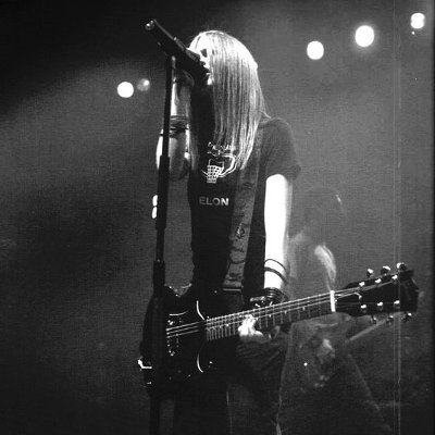 nictofobiaa's profile picture. 19
不滅の魂、永遠の心