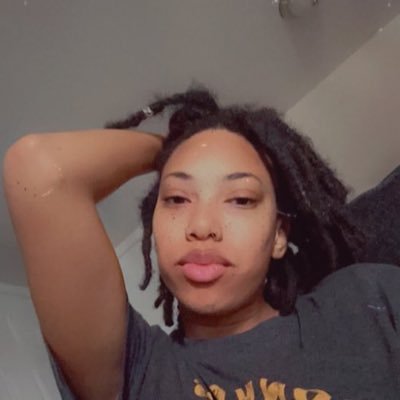 youdeservemuji's profile picture. 5’0 STALLION 💕| $20.00 FT ENQUIRIES | 𝐃𝐨𝐧’𝐭 𝐬𝐚𝐲 𝐡𝐞𝐲, 𝐬𝐚𝐲 𝐰𝐚𝐭 𝐲𝐨𝐮 𝐰𝐚𝐧𝐭         https://t.co/6aNhUnkSTU