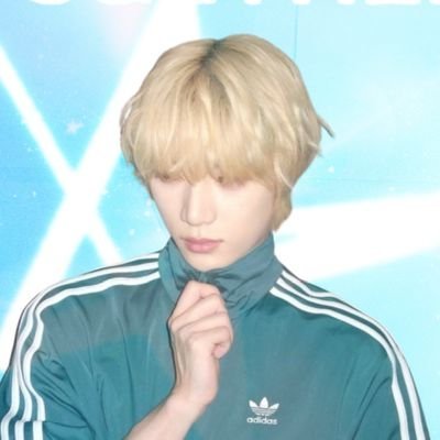 lvrlsrxl0vsng's profile picture. 𝗠𝗢𝗔 𝗢𝗡𝗟𝗬!🎧”𝑌𝑜𝑢 𝑠𝑎𝑣𝑒𝑑 𝑚𝑒 𝑗𝑢𝑠𝑡 𝑎𝑠 𝐼 𝑤𝑎𝑠 𝑗𝑢𝑠𝑡 𝑠ℎ𝑟𝑖𝑛𝑘𝑖𝑛𝑔 𝑎𝑤𝑎𝑦, 𝑓𝑎𝑑𝑖𝑛𝑔, 𝑠𝑜𝑜𝑛 𝑡𝑜 𝑏𝑒 𝑓𝑜𝑟𝑔𝑜𝑡𝑡𝑒𝑛.” જ⁀➴