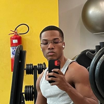 Heraldocalves's profile picture. 