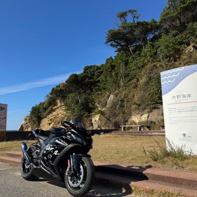 Stossyzx10rr's profile picture. 毎日多忙 既婚 🏍️🍶🍷ZX-10RR&CT125 カブ主 基本バイクと食べ物関連しかポストしない リポスト見ない