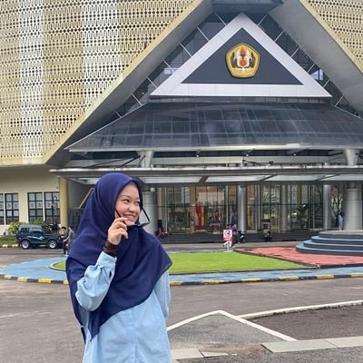 mawarputri1_'s profile picture. Never stop to spread goodness🍉