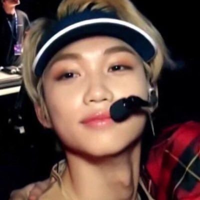 aswrmin's profile picture. ot8 biased | chan me leyó en un chans room 200725 | since 191016 with skz 💖 | wlw