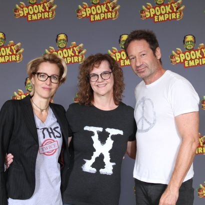 CatherineGlins2's profile picture. My obsession with The X-Files borders on problematic, and I'm okay with that. she/her