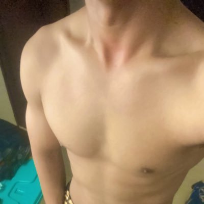 fallhx's profile picture. gym addict, straight.
