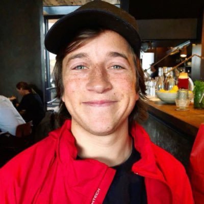 plutogoats's profile picture. 