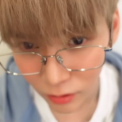 eusnseok's profile picture. ⌗ 𝟮𝟬𝟬𝟭   ———  RIIZE's 𝓟etite 𝓒atto 🐈 ⊹ ₊ ݁.