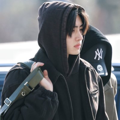 orquiderio's profile picture. It was a bad idea  calling you up