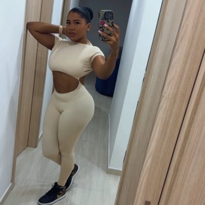 Sharonc1026's profile picture. sé ғᴜᴇʀᴛᴇ ʏ ᴠᴀʟɪᴇɴᴛᴇ | ᴊᴏsᴜé 1:9🩵