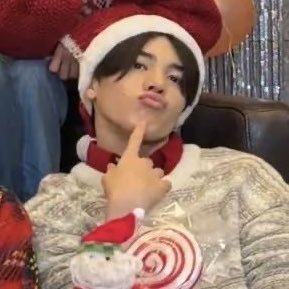 makiography's profile picture. 