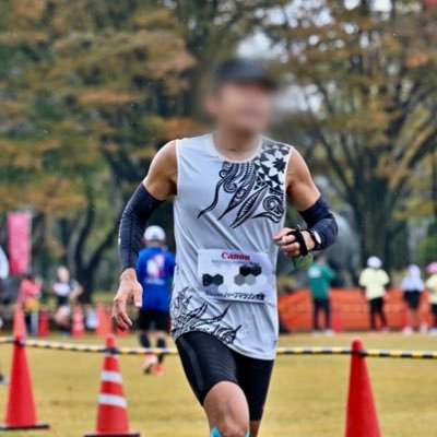 sueon103's profile picture. 年齢に抗うアラフィフ親父が筋トレとランの二刀流を目指す🔥176cm/69kg/11%(R7/10/16)🏃‍♂️PB:フル3:21:58('25), ハーフ1:32:14('25), 10km41:53('25), 5km20:28('25), 3km11:46('24)