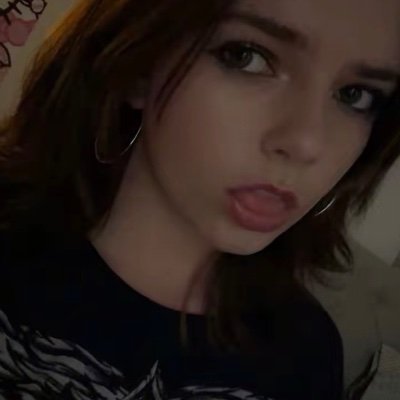 _helena_jade's profile picture. F ♠️ 19 🌹 proud slut 🥺