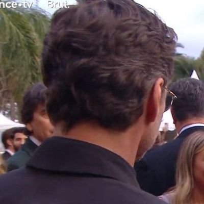 withpascals's profile picture. dave york. that’s it. that’s the bio.