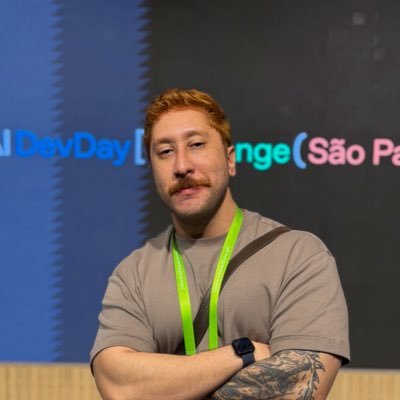 evertjr's profile picture. Senior Front-end Dev. Dreaming User Interfaces👨🏼‍💻🏳️‍🌈