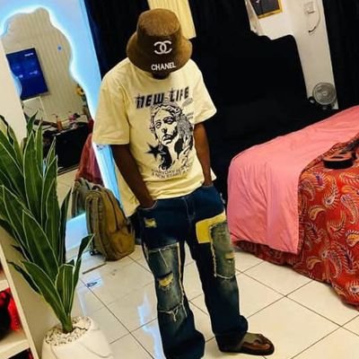 kelvinking38462's profile picture. 