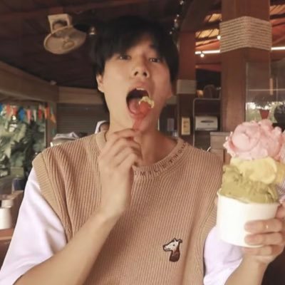 arapcyy's profile picture. 