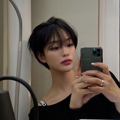 saikhimkhaa's profile picture. 