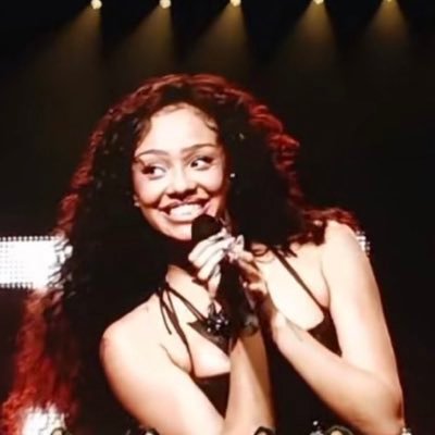 manonaholic's profile picture. 