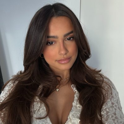 MsElenita_'s profile picture. People will stare. Make it worth their while. #FashionEnthusiast #Patriot