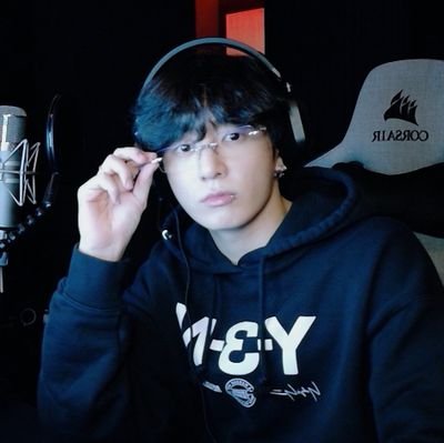 stigmakv_'s profile picture. ㅤ   ، ☆ ⠁Escribiendo aus mientras espero colab taekook.  I'm @yoontk7 ☆