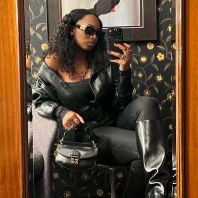 TraeePaul's profile picture. never lose yourself trying to be somebody else. —