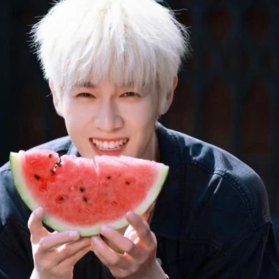 jntinqngti's profile picture. 部分图片来源于网络，侵删。