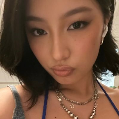 GlRLSET's profile picture. GIRLSET forever ❤️