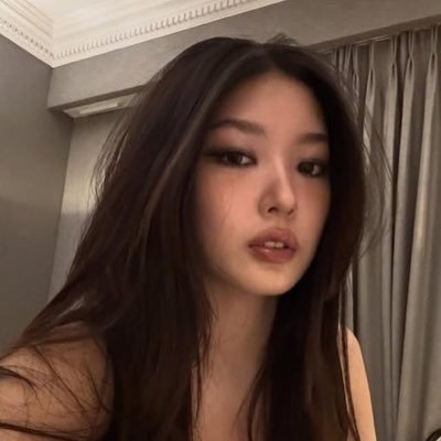 katseverse's profile picture. katseye editor