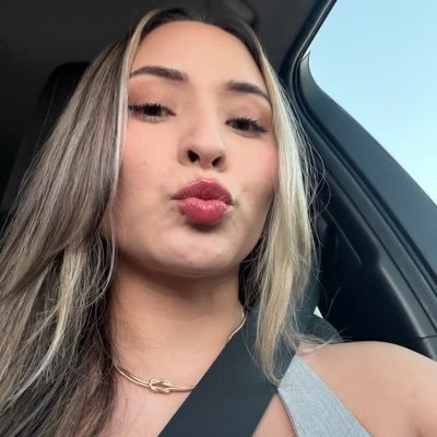 ErikaLove_xoxo's profile picture. UTA 🇲🇽🍎