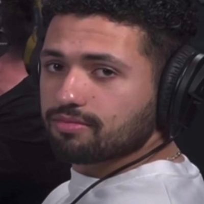 haaaaandrew's profile picture. One of the Hosts for the @pickasidepod 🤝: For Business Inquiries: velezatv@gmail.com