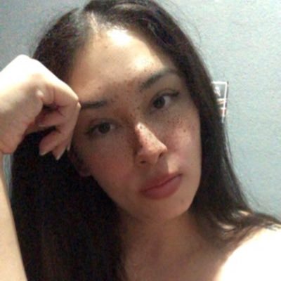 ObsessiveLatina's profile picture. Lesbian, Les4Les, Fem4Fem 🇲🇽