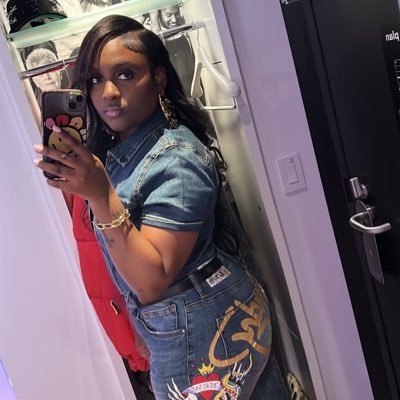 Ally_kaaaat's profile picture. LA girl 🌴Leo world ♌️