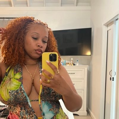 KollynM's profile picture. Yurrrrr📍Brooklyn, NY. Somewhere worldwide... 🌎 👟