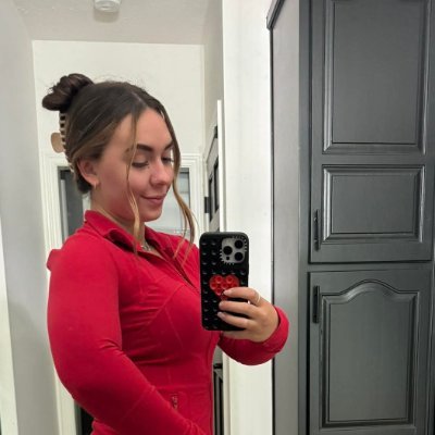 AbbyBerner80723's profile picture. God first 
  Single mom of 1 kid
   Faith 🙏 
  Loyalty 
Good bless America 🇺🇸❤️