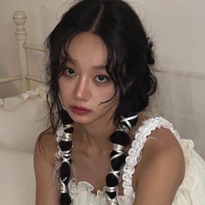 ujaeyis's profile picture. 