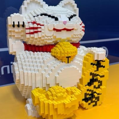 andrewcomech's profile picture. 