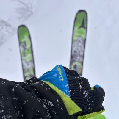 etigono_abu's profile picture. 夏はゴルフ⛳️ベスト92🏌️‍♀️冬はスキースノボでフリーラン 🩹ACL 自然治癒🩹双子の父で調理師 #YAMAHA #RMX #PRGR #ODYSSEY #オガサカ #November #NORDICA #marker 雪山IDZzVBwQXxjre