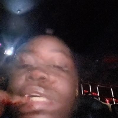 delusionalahhoe's profile picture. #putup