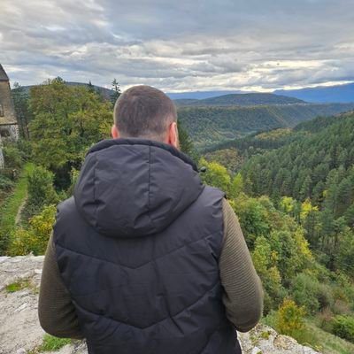 Satavej's profile picture. Partnered Twitch Rust streamer from 🇧🇦Bosnia & Herzegovina - Mostar 📜Business inquiries: satavej@gmail.com