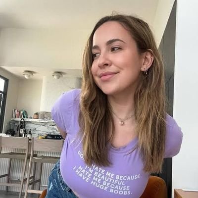 jenneybabe1234's profile picture. here for fun 😌