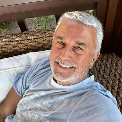 barry_du81323's profile picture. 