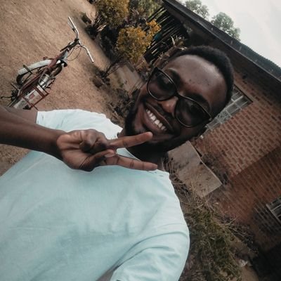 KondwaniSantula's profile picture. Social worker 🤠