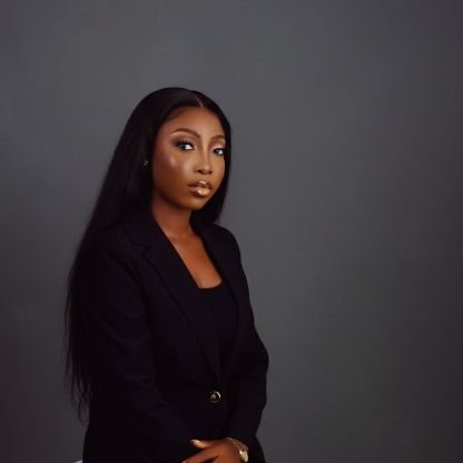 _Lamidodo's profile picture. Lawyer | Iconic babe