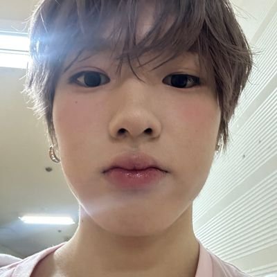 chkchkboo's profile picture. 