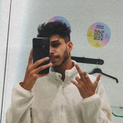 bhaaaaaskar's profile picture. Premium websites for coaches, SaaS & founders | MERN Stack Dev | Clean UI • Smart UX • Built to grow